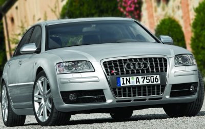 Audi's hot new S8 coming here in 2006