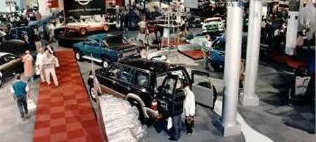 <B>A view of part of Auto Africa 2000</b>