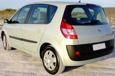 A new Renault Scenic at a bargain price!