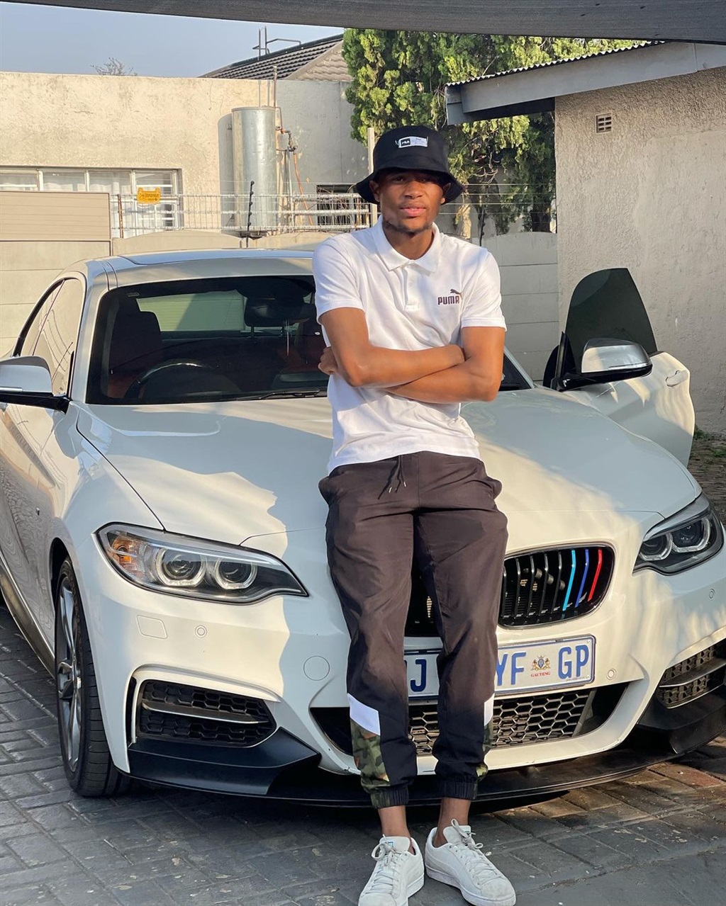 Moroka Swallows defender Bongani Sam has one of the hottest Beamers in the league!