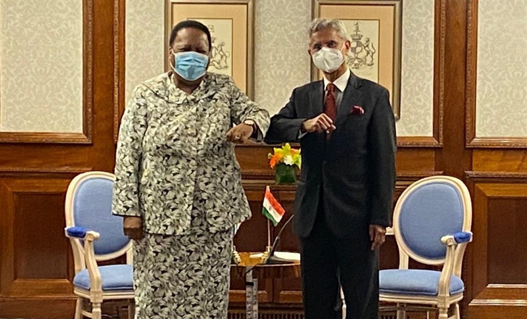 Minister Naledi Pandor in a bilateral discussion with the Minister of External Affairs, Dr Subrahmanyam Joishankar, of India on the margins of the G7 meeting in London, UK. (Dirco South Africa, Twitter)