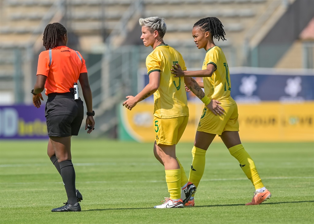 PRETORIA, SOUTH AFRICA - DECEMBER 04:  Janine Van Wyk of South Africa leaving the field after playing her last match, finishing on a 185 matches during the 2024 WAFCON Qualifier, 2nd Leg match between South Africa and Burkina Faso at Lucas Moripe Stadium on December 04, 2023 in Pretoria, South Africa. (Photo by Christiaan Kotze/Gallo Images),Á,]F