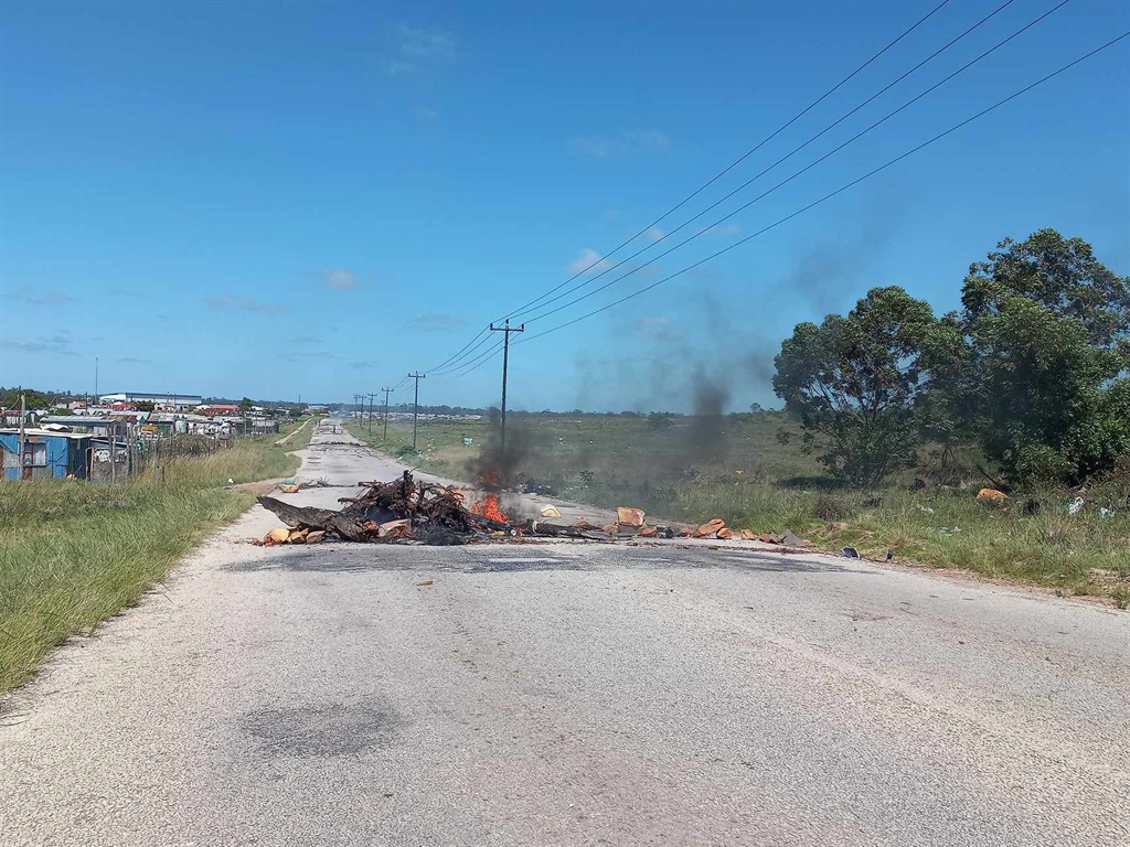 A major road in Gqeberha was closed to traffic on Wednesday during the protest.