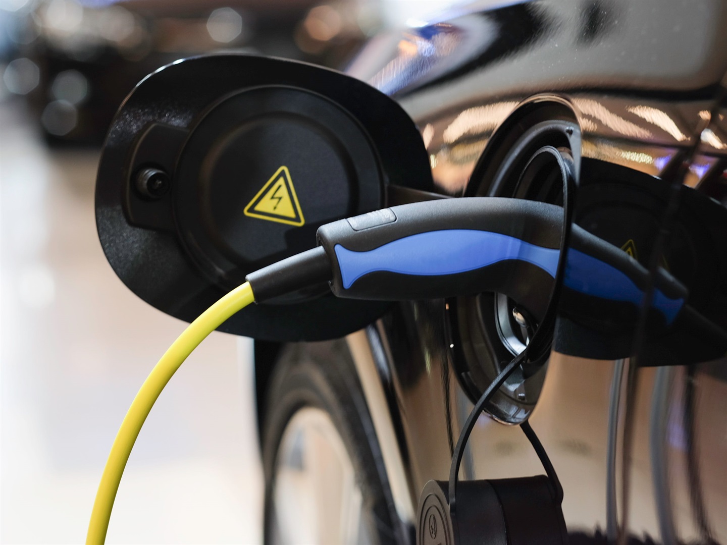 New electric vehicle charging research could allow drivers to power