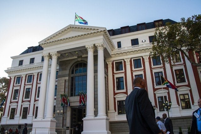Parliament's legal advisors have told its Portfolio Committee on Mineral Resources and Energy that it was entitled to request documents from entities in its portfolio. 