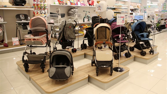 Clicks just opened a baby store – with wider aisles for prams and areas for  breastfeeding