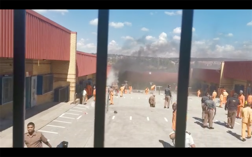 Awaiting trial prisoners at the Worcester Male Correctional Services facility in the Western Cape burnt mattresses and clothes on Wednesday in front of their cell doors, in protest over the national lockdown strict regulations in prison