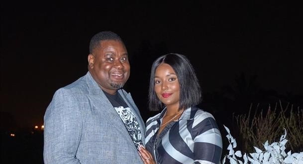Gagasi FM presenter Felix Hlophe with his wife Tracy celebrate their 5th anniversary. 