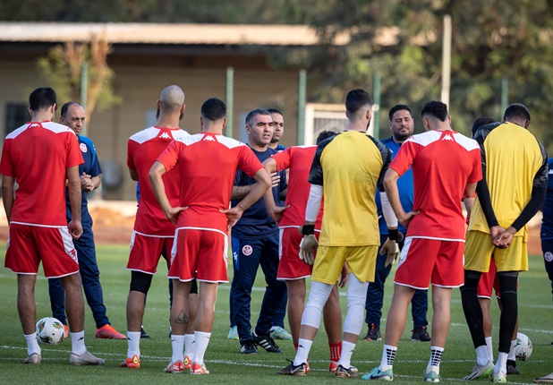 <p><em>Jalel Kadri – Tunisia Coach:</em> "We know people are expecting a lot from us. We are in a difficult group and need to play well in order to succeed. We have to start with high concentration in the match. We have several players with experience, but we still need to work hard to get the victory.&nbsp;South Africa has a team of players who have experience on the continent from Mamelodi Sundowns. Tunisia needs to use its strength. SA is good offensively and we should be ready for that.&nbsp;</p><p><em>Seifeddine Jaziri – Tunisia Forward:</em> "We know it will not be easy and when we are in this situation, we only rely on God.&nbsp; We have to be present on a physical aspect and also present across all levels.The team performs better when they are in difficult situations. We will take up our responsibility and play well in order to make Tunisians happy."</p><p><em>(Photo by FADEL SENNA / AFP)</em></p>
