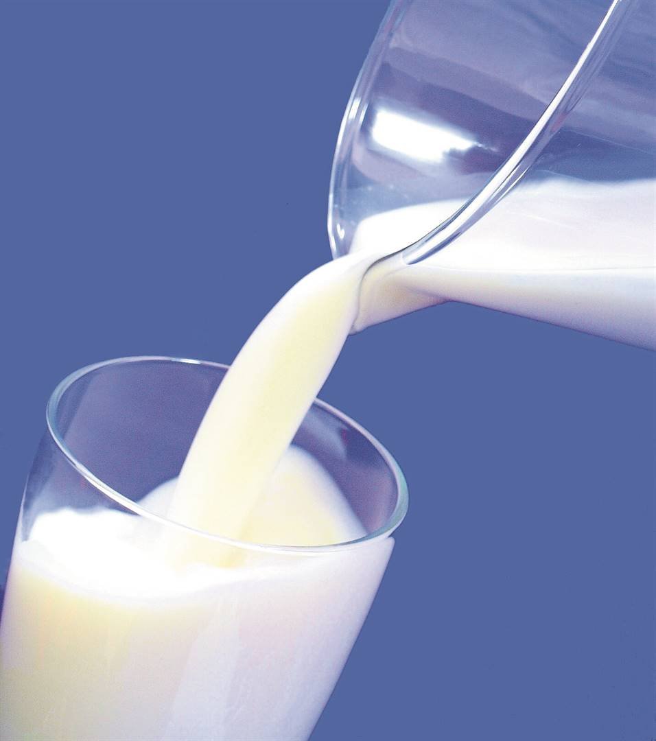 Pryse van noodsaaklike produkte soos melk mág tydens die ramptoestand styg, net nie buitensporig nie.