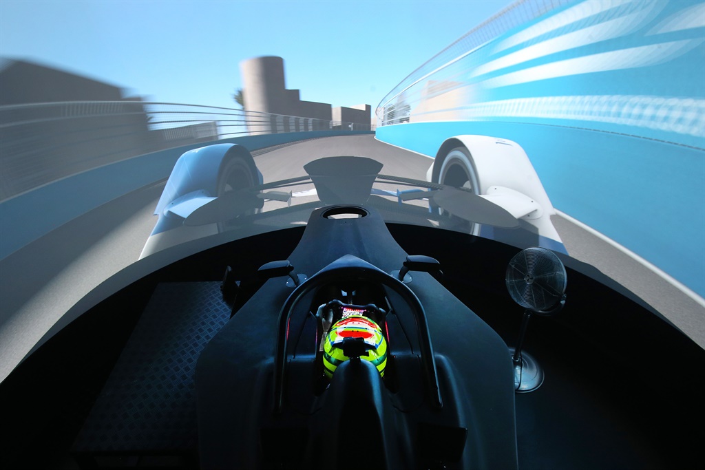 Munich (GER) 11th December 2018. BMW i Motorsport, Alexander Sims (GBR) Formula E Simulator.