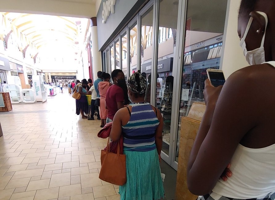 A long line outside Ackermans in Gateway Mall, Durban. (Kaveel Singh, News24)