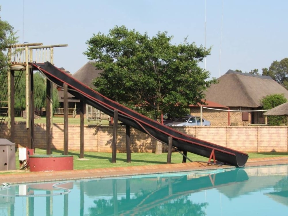 A Grade 7 pupil from Laerskool Queenswood drowned during a school excursion at a resort in Olifantsfontein on the East Rand.