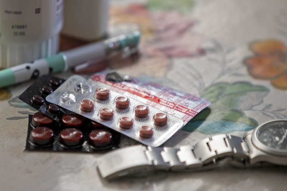 
Among the drug shortages doctors report are painkillers, Vitamin B12, calcium tablets, iron tablets, the flu vaccine, urine test sticks, antibiotics and drugs to treat hypertension, diabetes, epilepsy, psychiatric conditions, cryptococcal meningitis, epilepsy and pneumonia. Picture: Aaron Favila / AP
 