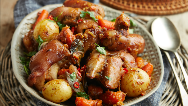#AfricaMonth: Spicy Pork Trotters recipe
