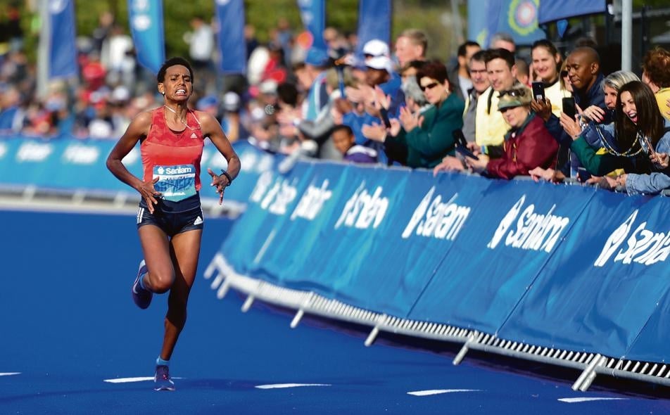 Nurit Shimels Yimam from Ethiopia on her way to achieving second place in last year’s Sanlam Cape Town Marathon. This year’s event has been cancelled and the organisers will stage a virtual marathon. Picture: Ryan Wilkisky / BackpagePix