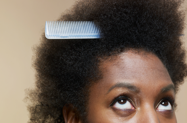 afro and comb (PHOTO:GETTY IMAGES)