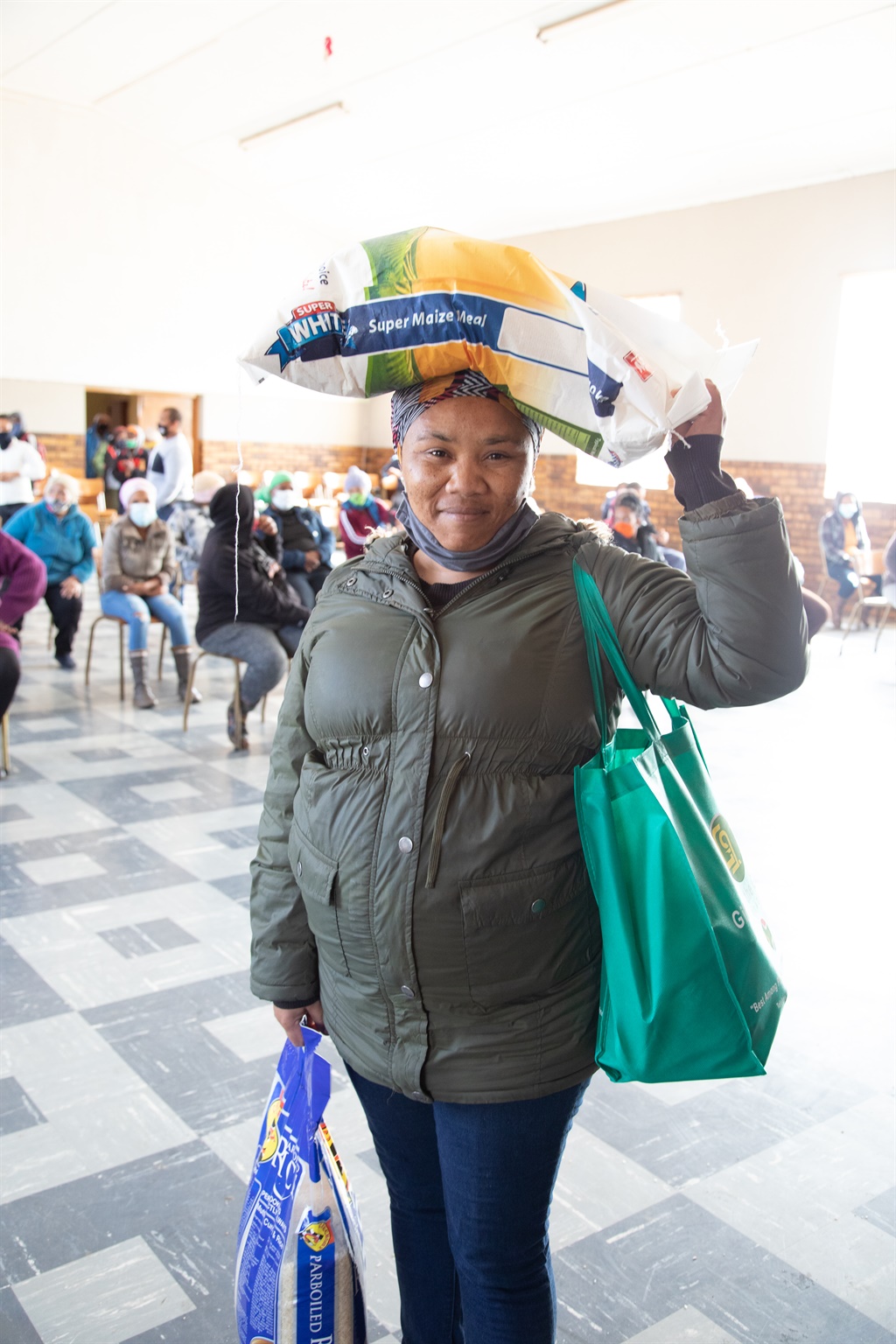 Gift of the Givers handing out food parcels in Moo