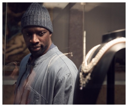 Assane Diop (Omar Sy) has an intricate plan to steal the Queen’s Necklace in Lupin. (PHOTO: Netflix)