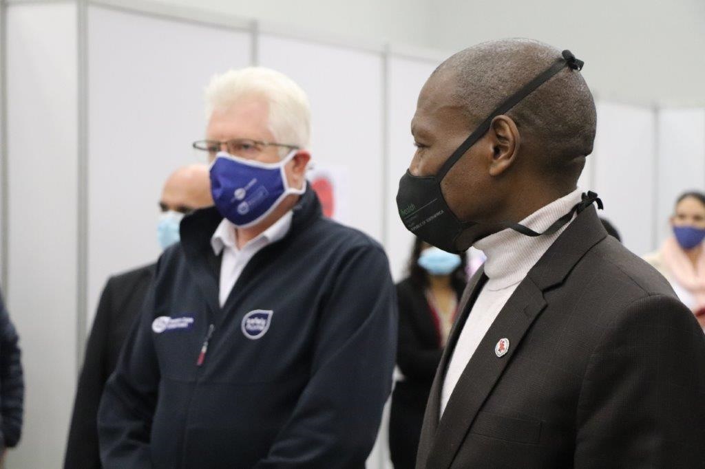 Premier Alan Winde and Health Minister Zweli Mkhize at the temporary hospital established in the Cape Town International Convention Centre. (Supplied, Western Cape Government)