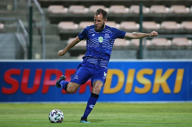 Jeremy Brockie of Maritzburg United sends in a cross during the Nedbank Cup, Last 32 match between Stellenbosch FC and Maritzburg United at Athlone Stadium on February 07, 2020 in Cape Town, South Africa.