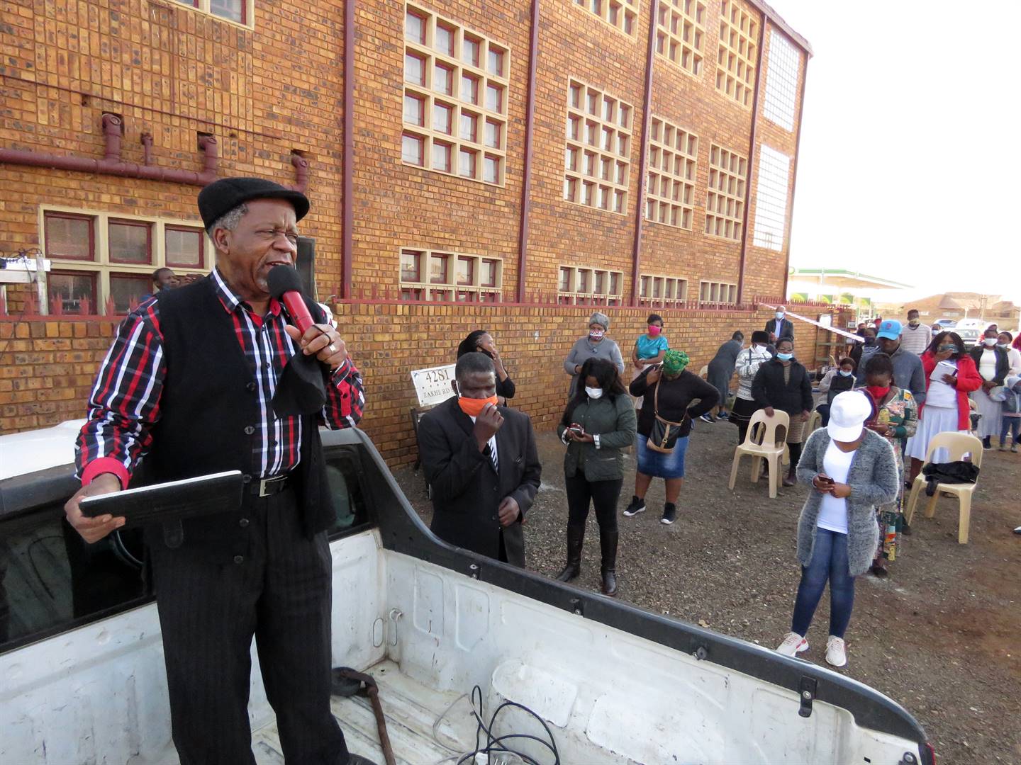 ACDP Rev Kenneth Meshoe holding a  service outside church.  Photo by Zamokuhle Mdluli