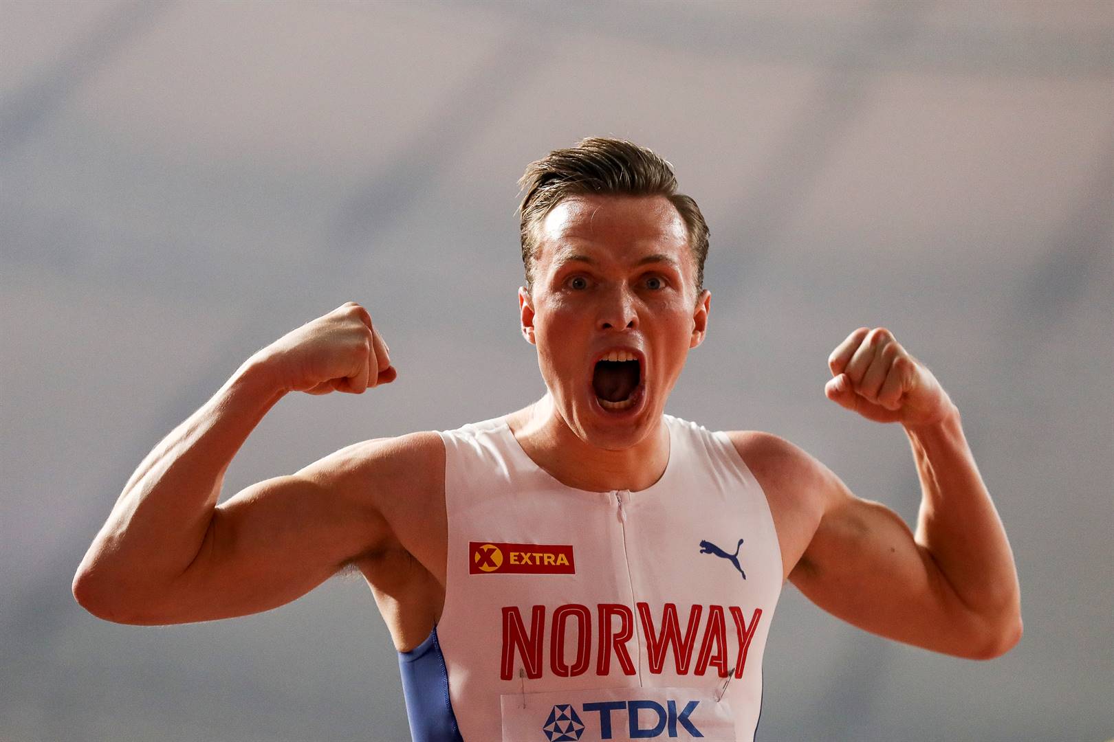 Норвегия легкая атлетика. Карстен Вархольм. Карстен Вархольм бег с барьерами. Норвежский легкоатлет на 400 метров. Норвежский бегун.