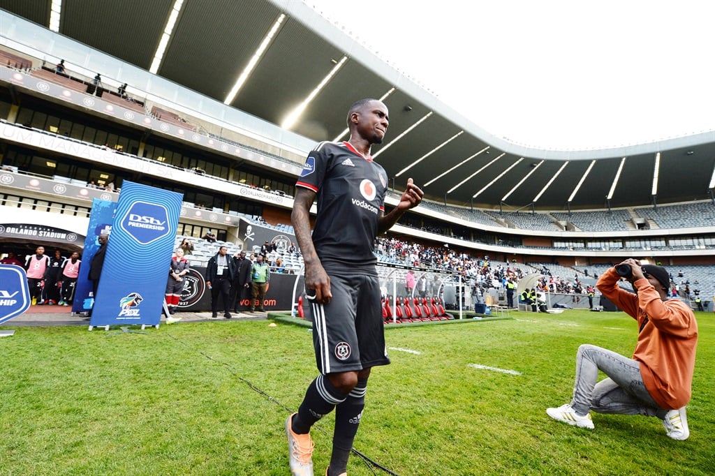 JOHANNESBURG, SOUTH AFRICA - AUGUST 06: Thembinkosi Lorch of Orlando Pirates during the DStv Premiership match between Orlando Pirates and Swallows FC at Orlando Stadium on August 06, 2022 in Johannesburg, South Africa. (Photo by Lefty Shivambu/Gallo Images)