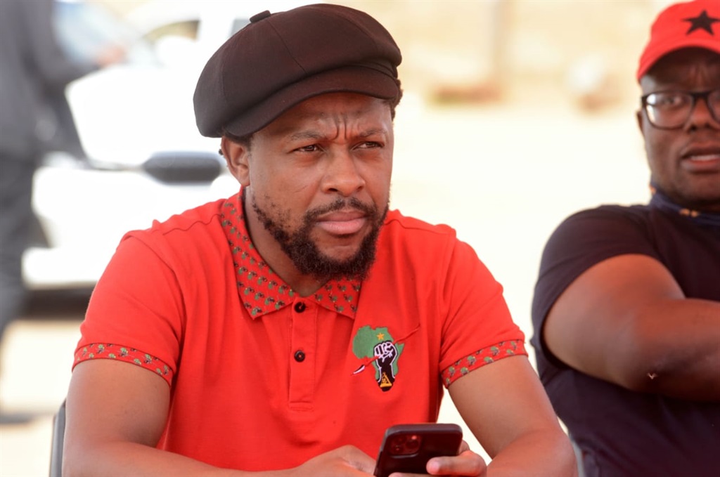 EFF Member of Parliament, Dr Mbuyiseni Ndlozi addressed residents in Mamelodi in Tshwane regarding issues that affect residents such as water and electricity. Photos by Raymond Morare