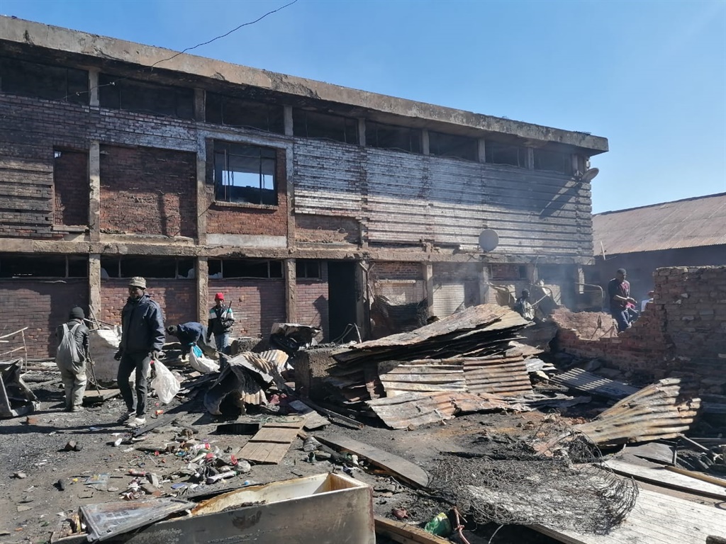 200 shacks in Alexandra, Johannesburg, burned down