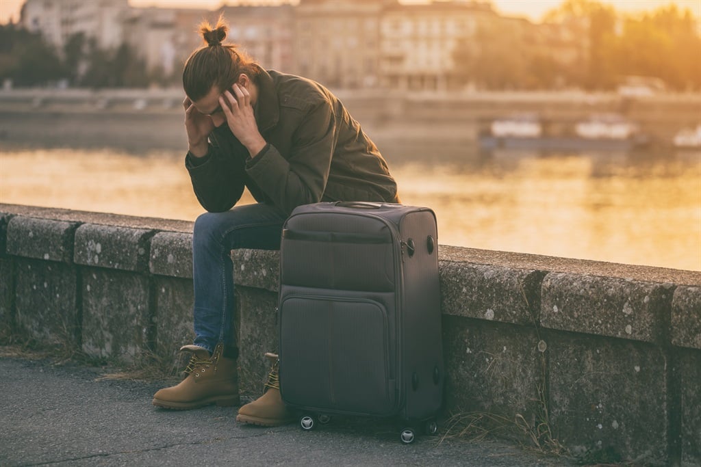 Expat depression is real, but there are tips to avoid it. (Little Bee 80 /Getty Images )