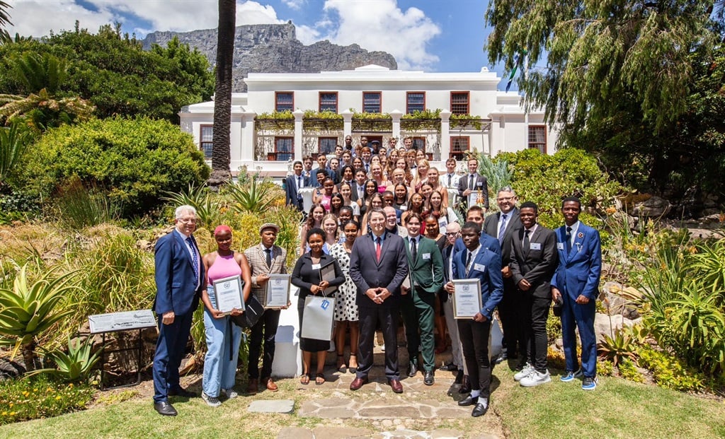 Matric top performers along with Premier Alan Winde and Education MEC David Maynier.