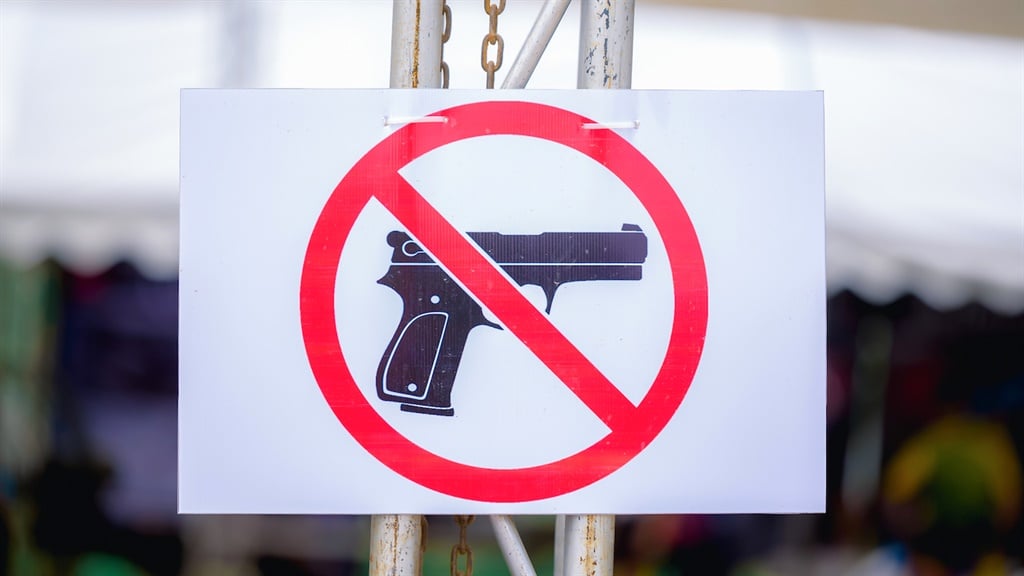 No-firearms sign