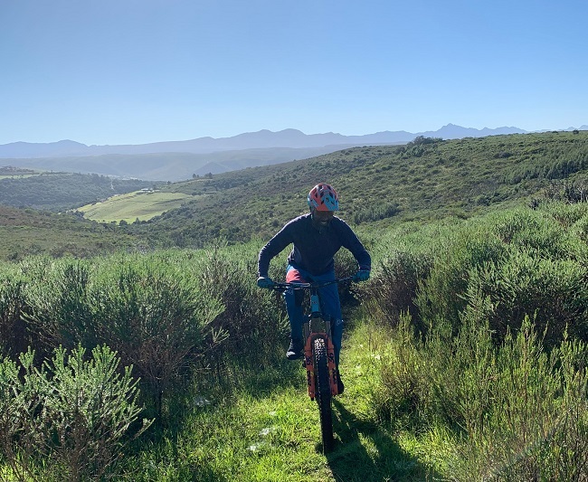 Lush Garden Route riding, in South Africa's famous vacation town (Photo: Trail Lynx)