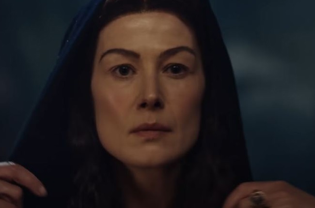 Rosamund Pike in Wheel of Time.