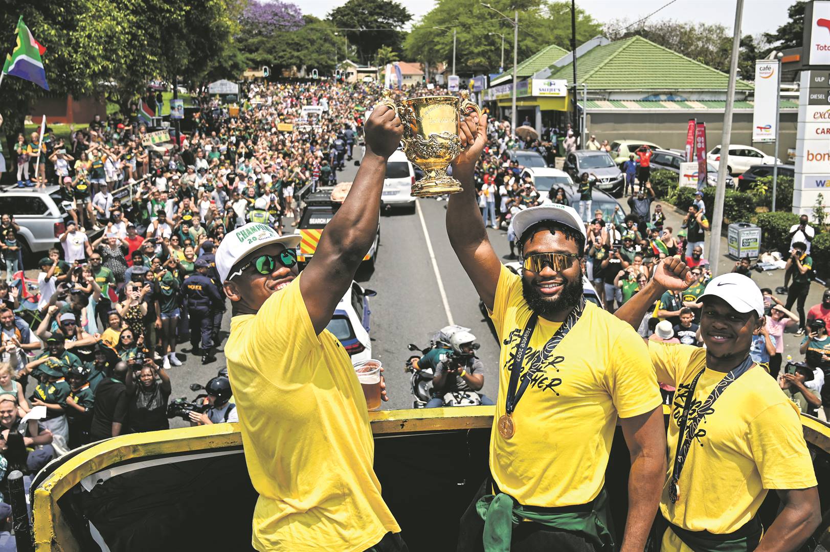 Bongi Mbonambi and Lukhanyo Am during the Springbok World Cup trophy tour in November 