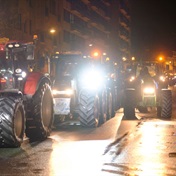 Angry farmers descend on Brussels to take protest to EU summit