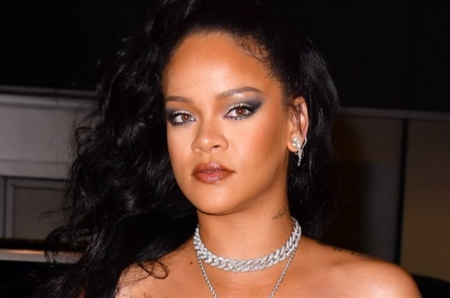 Rihanna No Makeup: See Every Photo of Rihanna Without Makeup