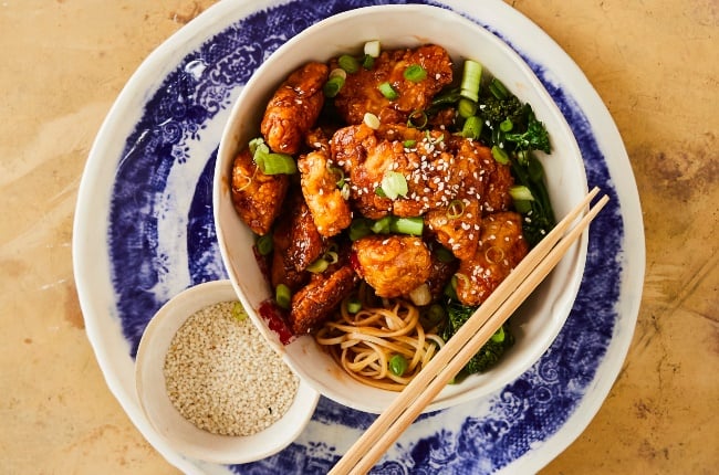 Crispy sesame chicken with sticky sauce. (PHOTO: JACQUES STANDER)