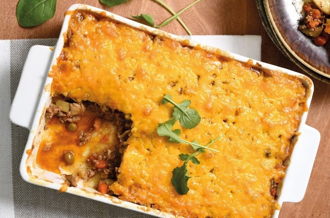 Layered pap, mince and cheese