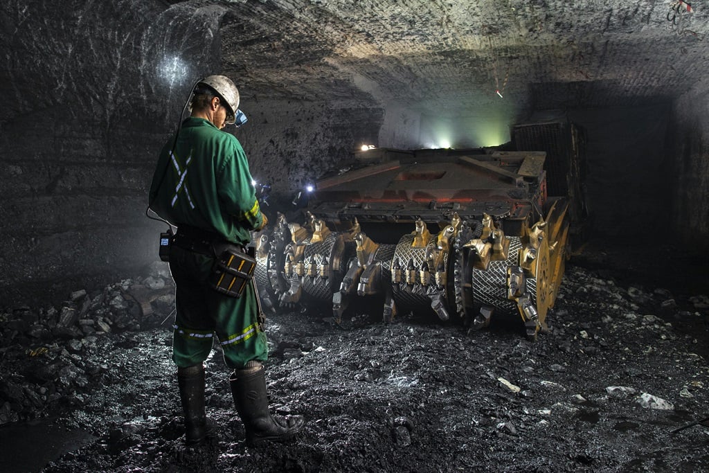 ’n Ondergrondse mynmasjien by Thungela se Greenside-steenkoolmyn. Foto: Thungela