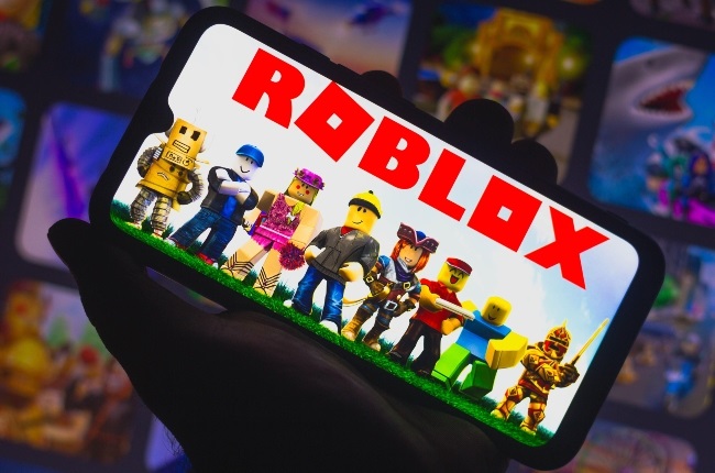 Child playing roblox on a home computer Stock Photo - Alamy