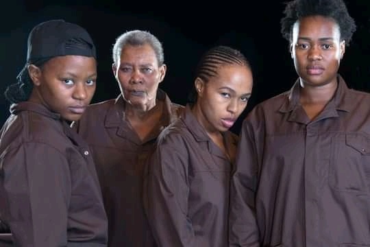 Gogo Sheila Khumalo with the cast of The Game 