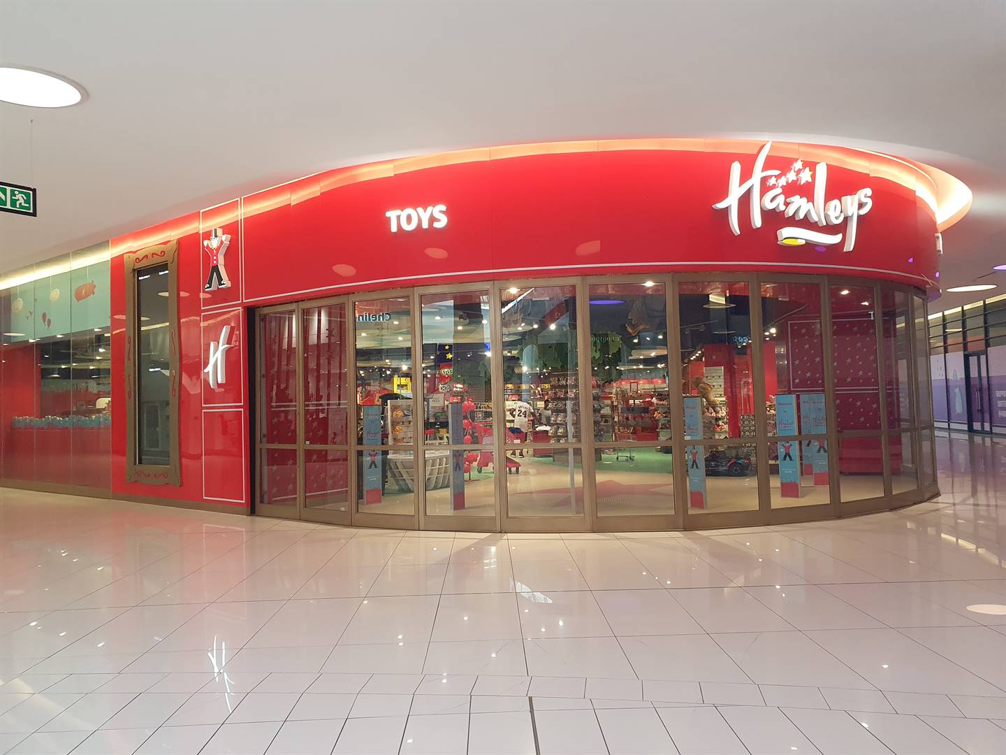 Hamleys se winkel in die Fourways-winkelsentrum is gesluit. Foto: Elvira Wood