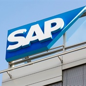 SAP shares plummet on trimmed outlook