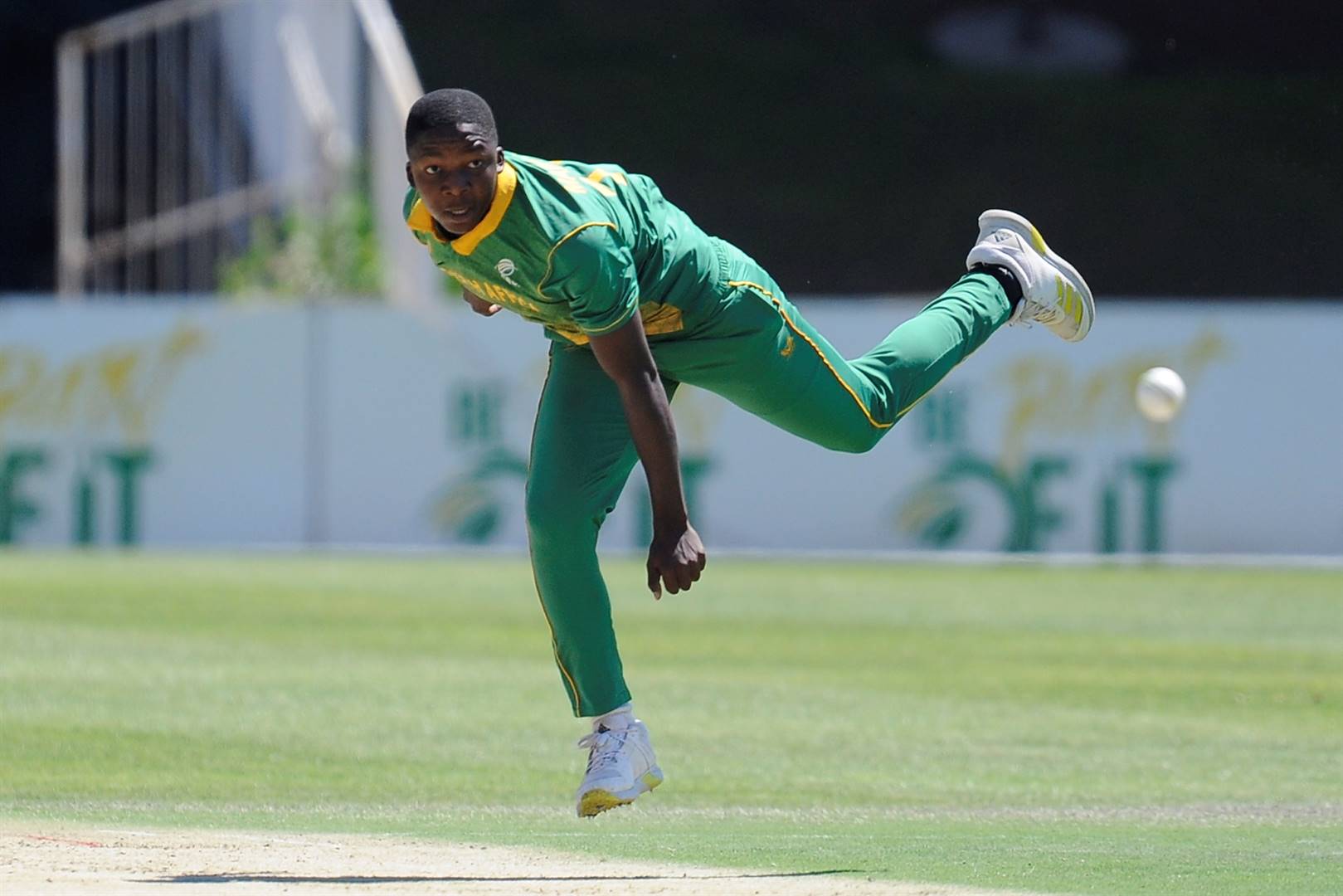 Kwena Maphaka, who can ramp up speeds of more than 140km, was signed on Wednesday 