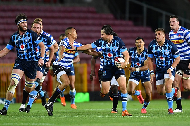 Bulls flyhalf Chris Smith on the charge in their Currie Cup clash against Western Province at Newlands on 28 November 2020.