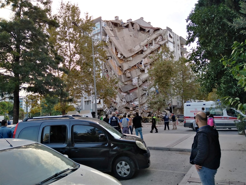 JUST IN | 4 dead, 120 injured in earthquake which hit Turkey, Greece | News24