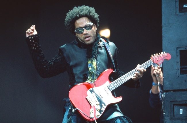 Lenny in action on stage at the Glastonberry Festival in the UK in 1999. (Photo: GALLO IMAGE/ALAMY)