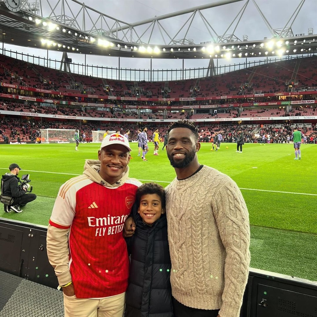 Springbok stars Damian Willemse and captain Siya Kolisi were special guests at Sunday's Arsenal vs Liverpool English Premier League clash.